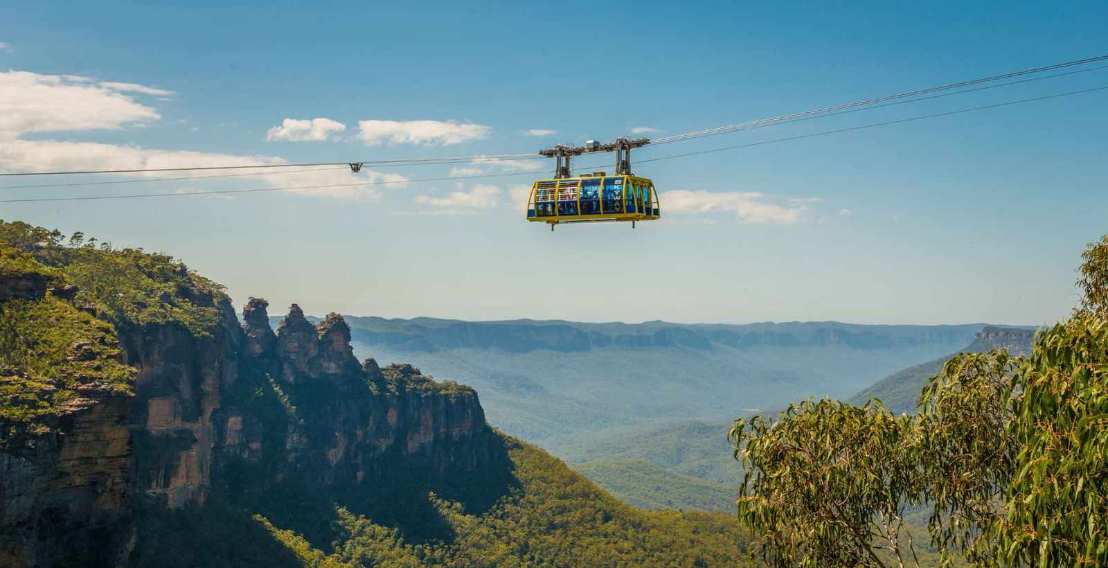 Scenic World skyway making itsway across the cables over the Blue Mountains.