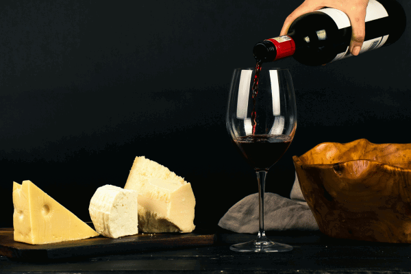 Red wine with cheese